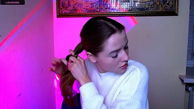 MissOliviaa  online show from February 2026 04:43:02 PM