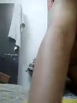 Snapshot of Happyman300 chatting on March 2025 09:26:01 PM Happyman300 online show from March 2025 09:26:01 PM