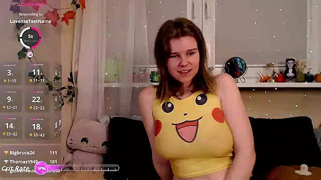 Snapshot of Moona_xx chatting on November 2025 09:25:02 PM Moona xx online show from November 2025 09:25:02 PM