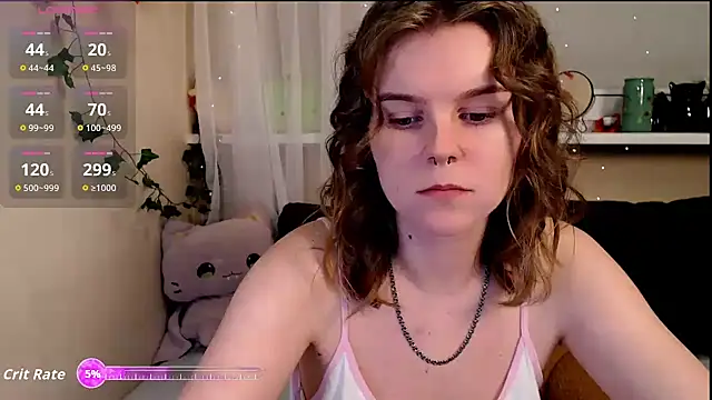 Snapshot of Moona_xx chatting on November 2025 06:42:02 PM Moona xx online show from November 2025 06:42:02 PM