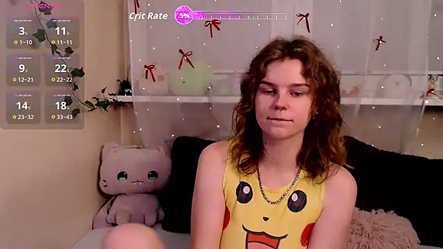 Snapshot of Moona_xx chatting on December 2025 06:59:02 PM Moona xx online show from December 2025 06:59:02 PM