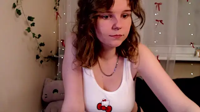 Snapshot of Moona_xx chatting on January 2026 10:57:02 PM Moona xx online show from January 2026 10:57:02 PM