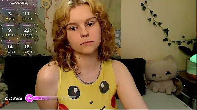 Moona xx online show from April 2026 10:36:02 PM