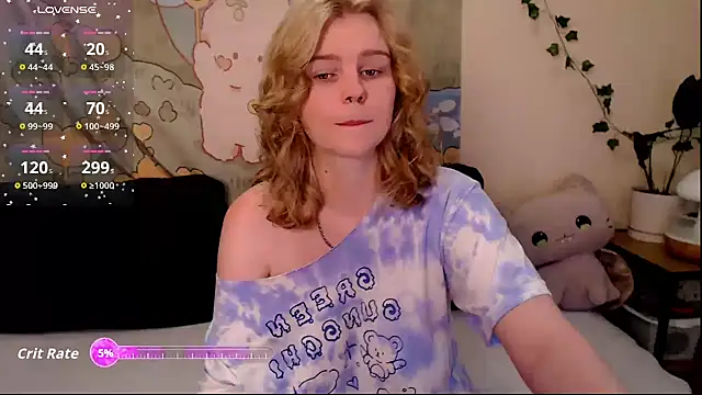 Moona xx online show from June 2026 10:01:01 PM