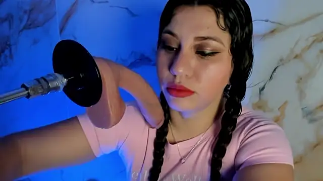 hade cute online show from January 2026 04:43:01 PM