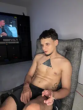 Snapshot of ArturoDelgado1 chatting on March 2026 04:17:01 AM ArturoDelgado1 online show from March 2026 04:17:01 AM