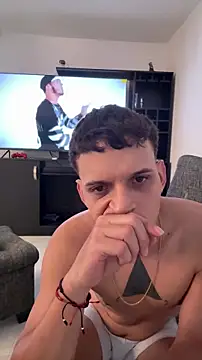 Snapshot of ArturoDelgado1 chatting on April 2026 03:01:02 PM ArturoDelgado1 online show from April 2026 03:01:02 PM