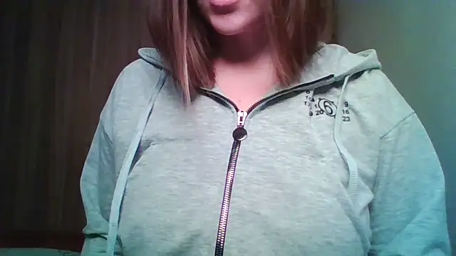 Evasapples online show from June 2026 09:43:01 AM