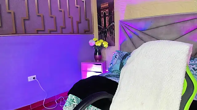 Snapshot of maria_paulac chatting on September 2025 04:58:01 AM maria paulac online show from September 2025 04:58:01 AM