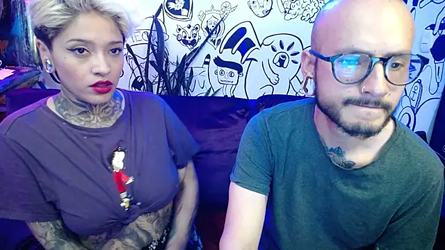 Snapshot of tatouagendecouple chatting on February 2025 10:26:01 PM tatouagendecouple online show from February 2025 10:26:01 PM