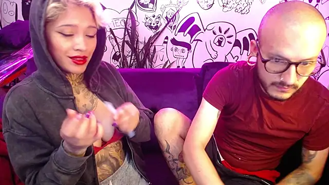 Snapshot of tatouagendecouple chatting on February 2025 08:54:02 AM tatouagendecouple online show from February 2025 08:54:02 AM