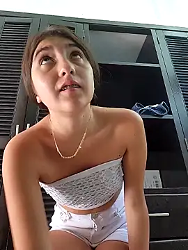 Snapshot of Matilda_russoo chatting on March 2025 01:27:02 PM Matilda russoo online show from March 2025 01:27:02 PM