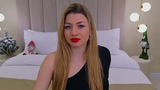 Snapshot of HelenaMorgan chatting on December 2024 05:14:01 PM HelenaMorgan online show from December 2024 05:14:01 PM