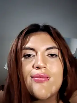 Snapshot of becca_diamond chatting on February 2025 04:40:02 AM becca diamond online show from February 2025 04:40:02 AM