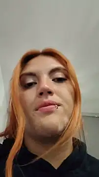 Snapshot of becca_diamond chatting on October 2025 02:04:02 AM becca diamond online show from October 2025 02:04:02 AM