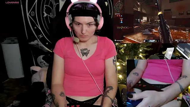 Snapshot of BrandiWRLD_999 chatting on December 2024 07:14:02 PM BrandiWRLD 999 online show from December 2024 07:14:02 PM