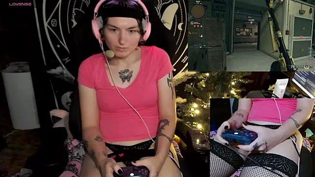 Snapshot of BrandiWRLD_999 chatting on December 2024 10:18:01 PM BrandiWRLD 999 online show from December 2024 10:18:01 PM