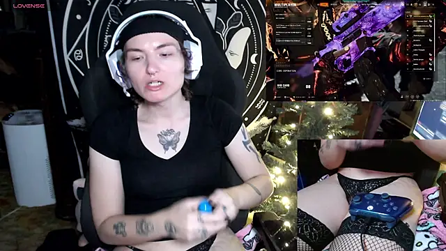 Snapshot of BrandiWRLD_999 chatting on December 2024 02:08:02 AM BrandiWRLD 999 online show from December 2024 02:08:02 AM