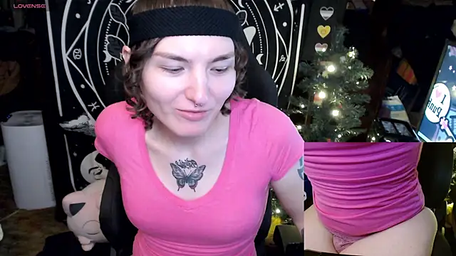 Snapshot of BrandiWRLD_999 chatting on December 2024 09:19:01 PM BrandiWRLD 999 online show from December 2024 09:19:01 PM