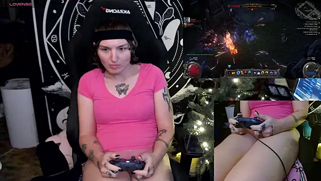 Snapshot of BrandiWRLD_999 chatting on December 2024 06:27:01 AM BrandiWRLD 999 online show from December 2024 06:27:01 AM