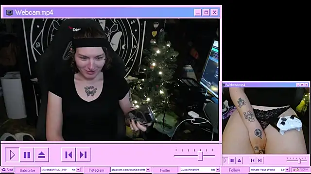 Snapshot of BrandiWRLD_999 chatting on January 2025 07:54:01 PM BrandiWRLD 999 online show from January 2025 07:54:01 PM