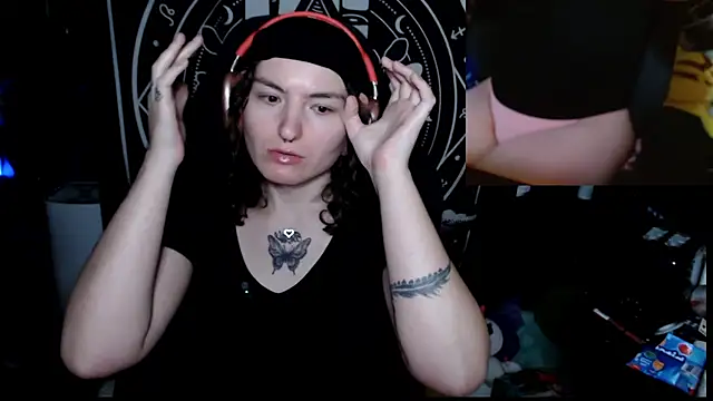 Snapshot of BrandiWRLD_999 chatting on September 2025 07:17:01 PM BrandiWRLD 999 online show from September 2025 07:17:01 PM