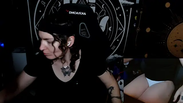 Snapshot of BrandiWRLD_999 chatting on September 2025 07:19:02 PM BrandiWRLD 999 online show from September 2025 07:19:02 PM