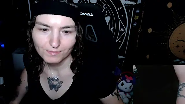 Snapshot of BrandiWRLD_999 chatting on October 2025 08:29:01 PM BrandiWRLD 999 online show from October 2025 08:29:01 PM