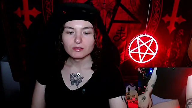 Snapshot of BrandiWRLD_999 chatting on October 2025 08:28:01 PM BrandiWRLD 999 online show from October 2025 08:28:01 PM