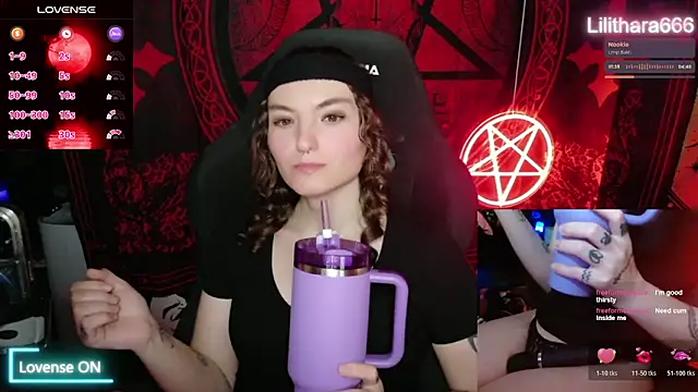 Snapshot of BrandiWRLD_999 chatting on November 2025 09:28:01 PM BrandiWRLD 999 online show from November 2025 09:28:01 PM