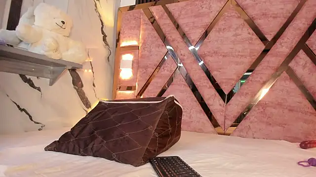 Snapshot of tifany_bigdick chatting on February 2026 06:39:02 PM tifany bigdick online show from February 2026 06:39:02 PM