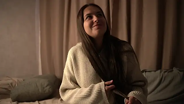 elisa moon online show from October 2025 09:56:02 AM