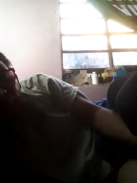 ardiente47 online show from October 2025 09:13:01 PM