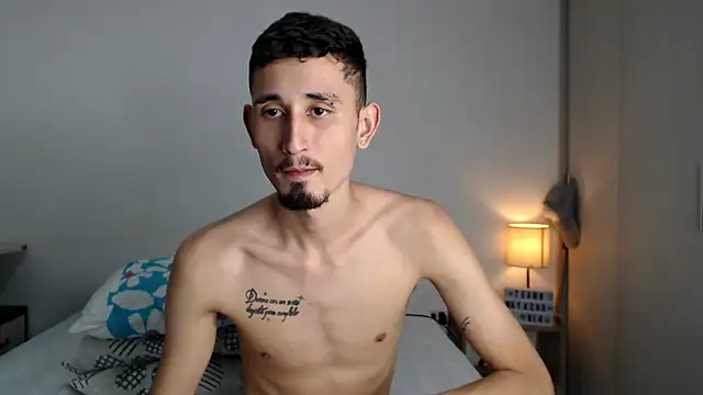 Snapshot of enzo_0814 chatting on January 2025 01:41:01 AM enzo 0814 online show from January 2025 01:41:01 AM