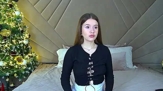 MilanaBalmain online show from December 2024 04:18:02 AM