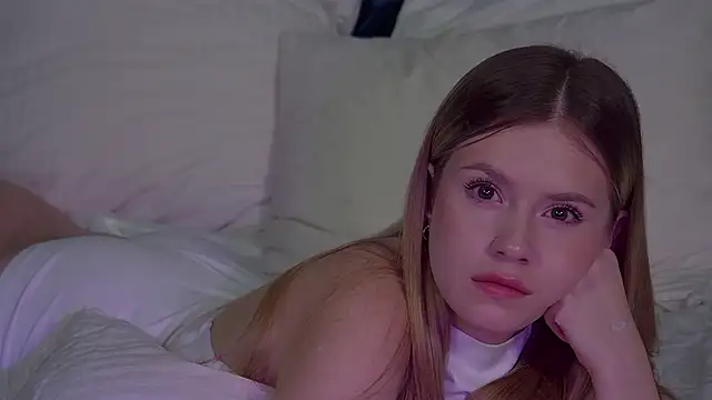 Snapshot of MilanaBalmain chatting on November 2025 05:40:02 AM MilanaBalmain online show from November 2025 05:40:02 AM