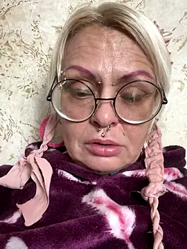 Gardener of Illusions online show from October 2025 12:52:01 AM