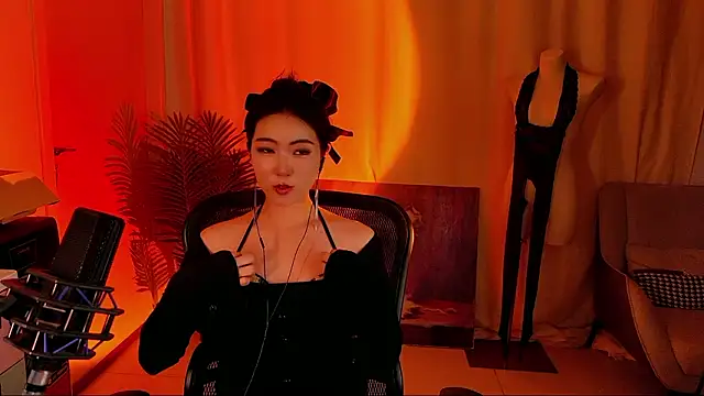 siji kiki online show from March 2026 12:52:01 PM