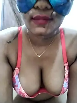 Snapshot of Zaraangle chatting on May 2026 05:08:01 PM Zaraangle online show from May 2026 05:08:01 PM