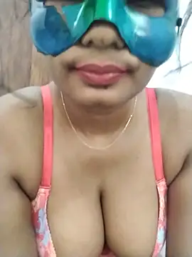Snapshot of Zaraangle chatting on June 2026 06:55:01 AM Zaraangle online show from June 2026 06:55:01 AM