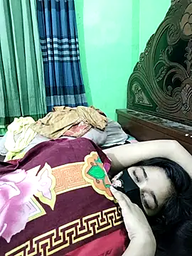 Snapshot of Tapur- chatting on February 2025 10:43:01 PM Tapur- online show from February 2025 10:43:01 PM