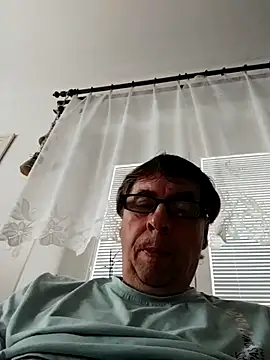 Lisak951 online show from May 2026 07:48:02 AM