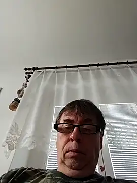 Lisak951 online show from May 2026 03:40:01 PM