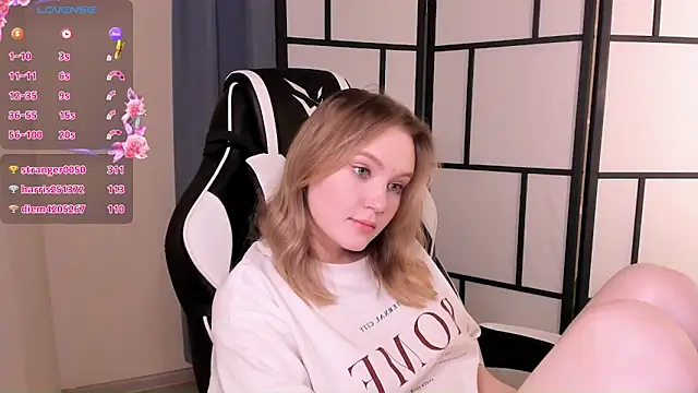 Snapshot of OraBIood chatting on January 2025 01:22:01 AM OraBIood online show from January 2025 01:22:01 AM