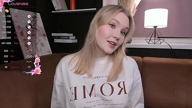 Snapshot of OraBIood chatting on March 2025 07:14:01 PM OraBIood online show from March 2025 07:14:01 PM