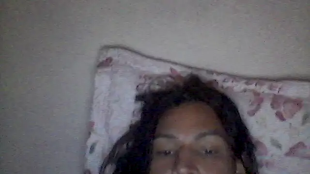 Snapshot of pornstarbrezillian chatting on September 2025 01:05:02 PM pornstarbrezillian online show from September 2025 01:05:02 PM