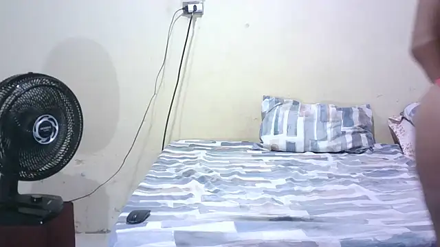 Snapshot of pornstarbrezillian chatting on October 2025 12:03:01 PM pornstarbrezillian online show from October 2025 12:03:01 PM