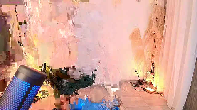 Ladydream1 online show from December 2025 03:23:01 AM