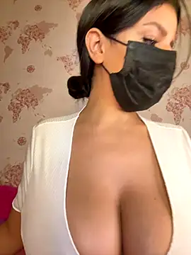 Snapshot of shanelle0 chatting on October 2025 01:39:01 AM shanelle0 online show from October 2025 01:39:01 AM