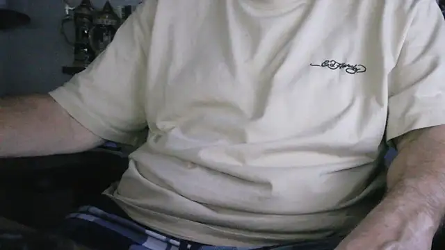 Leo Sanders online show from February 2026 04:16:02 AM